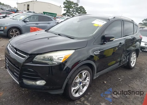 2016 Ford Escape Titanium z USA, uszkodzony, nr VIN 1FMCU0J92GUA42652